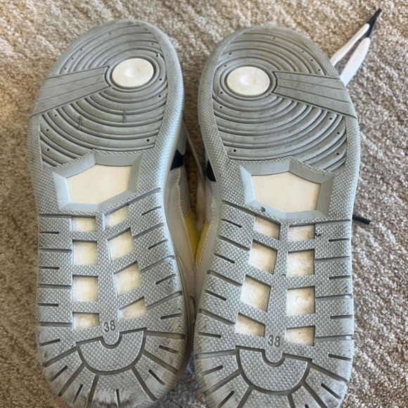 Women’s size 38 NEWLAB sneakers, bought in Paris. Worn only twice! - Picture 5 of 5